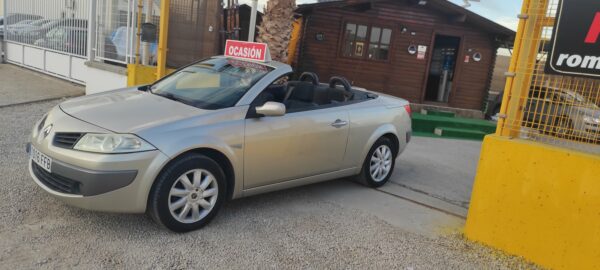 Renault megane - Imagen 4