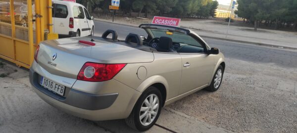 Renault megane - Imagen 5