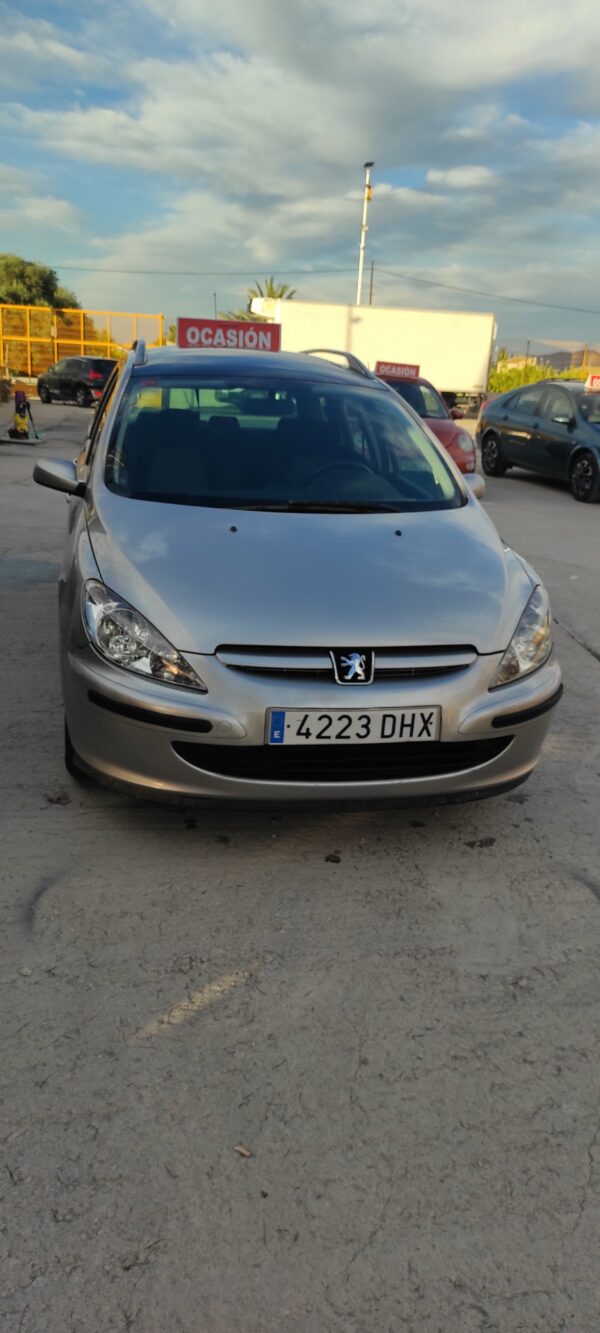 Peugeot 307 sw  7 plazas - Imagen 4