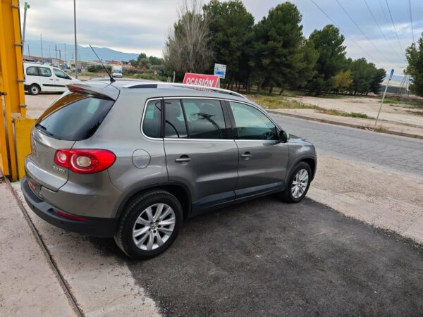 Volkswagen Tiguan - Imagen 8