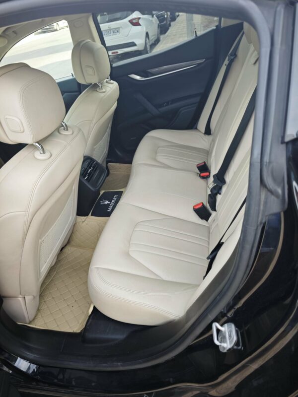 Maserati ghibli - Imagen 9
