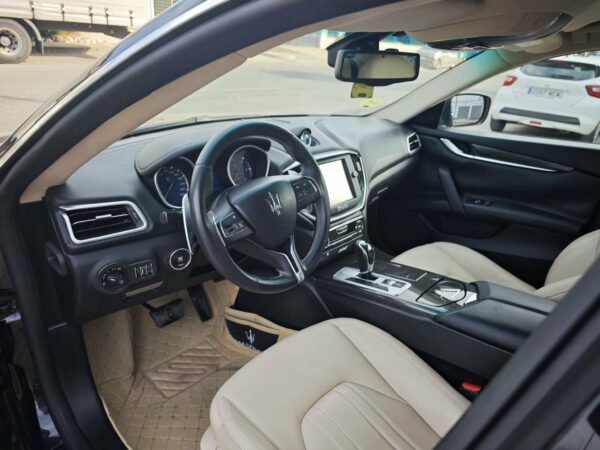 Maserati ghibli - Imagen 2