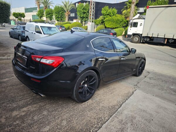 Maserati ghibli - Imagen 3