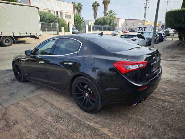 Maserati ghibli - Imagen 6